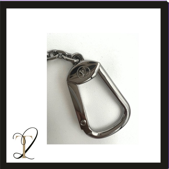 Authentic Louis Vuitton Damier Graphite Key Pouch✨ - Picture 6 of 6